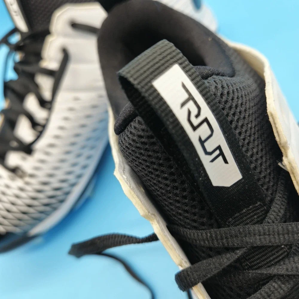 Nike product pair